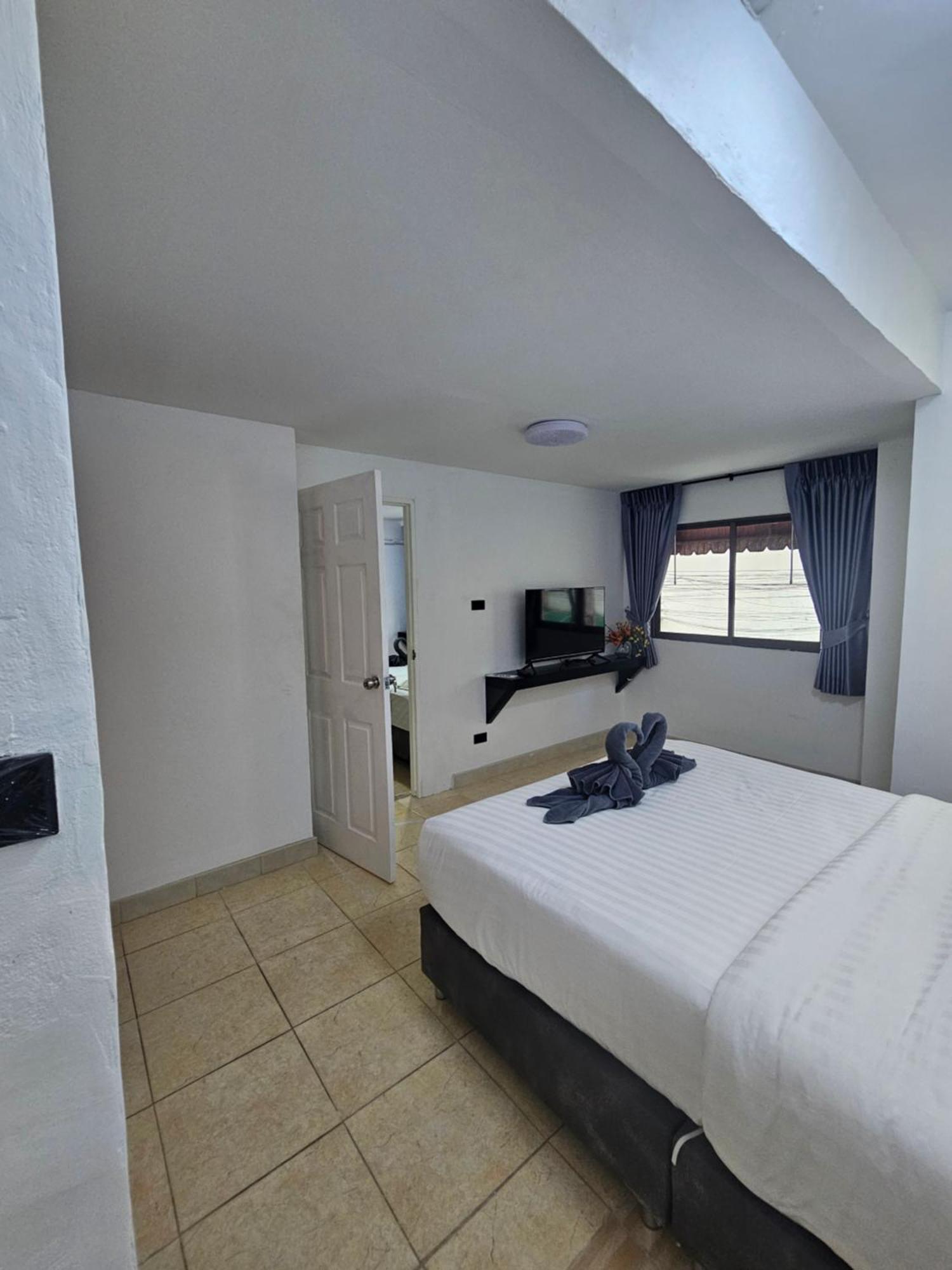 Candy Beach Seaview Jomtien Экстерьер фото