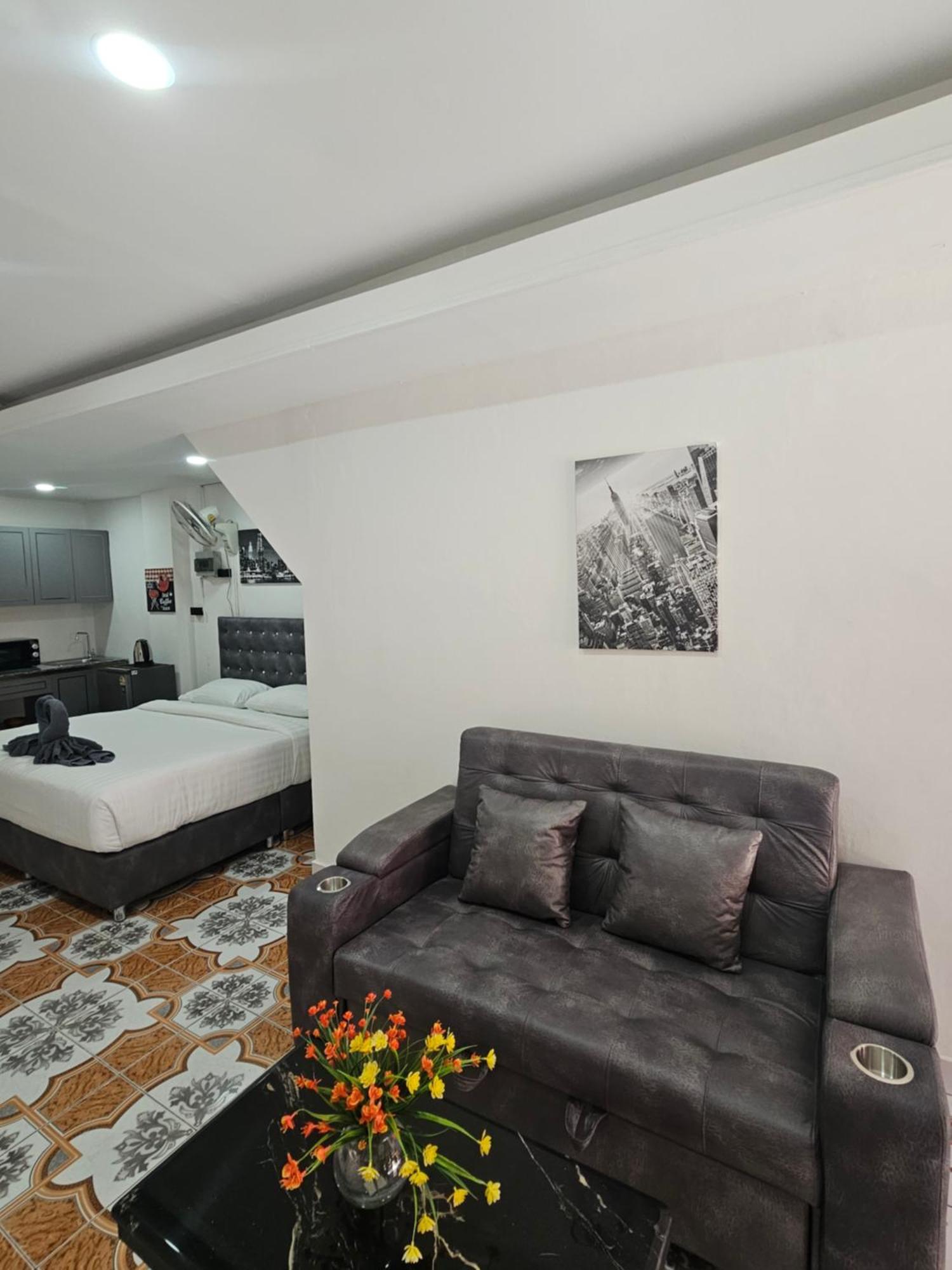 Candy Beach Seaview Jomtien Экстерьер фото